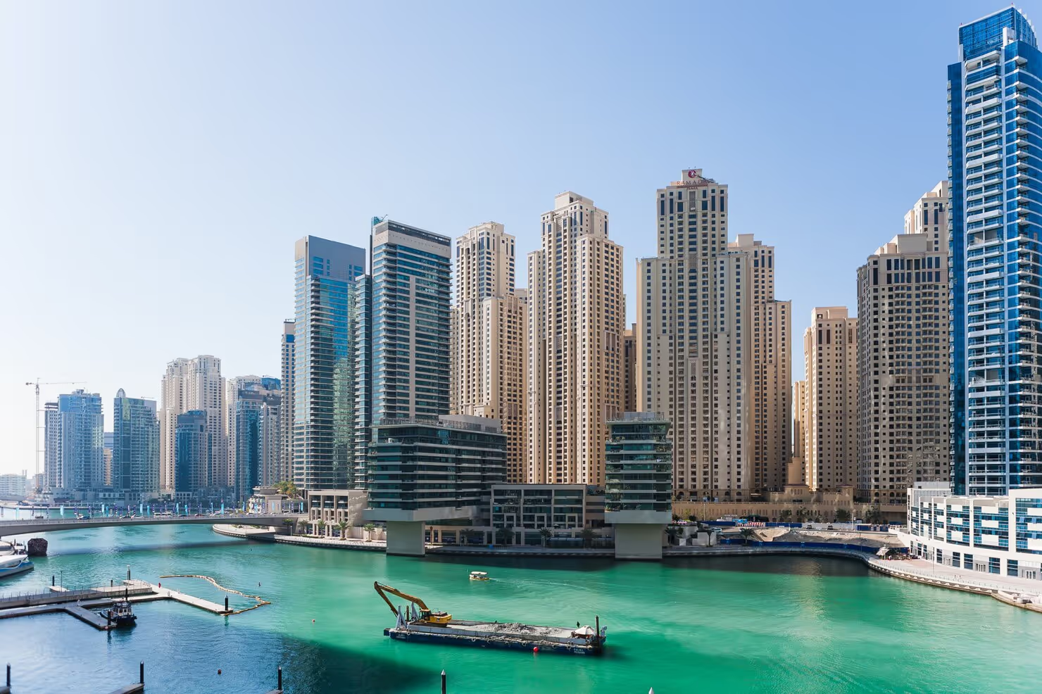 Why Oil And Gas Services Thrive In Fujairah Freezone